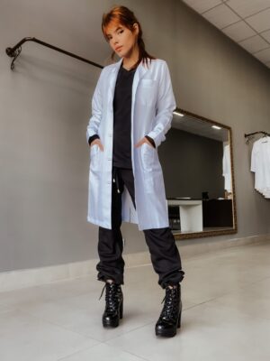 Jaleco Feminino Branco Acinturado Gabardine Twill