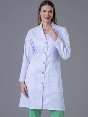 Jaleco Gabardine Acinturado com Detalhes Rendados